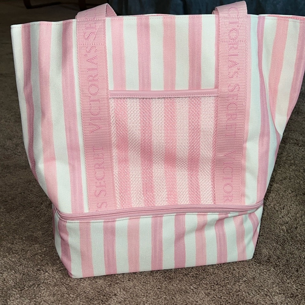 Victoria’s Secret cooler